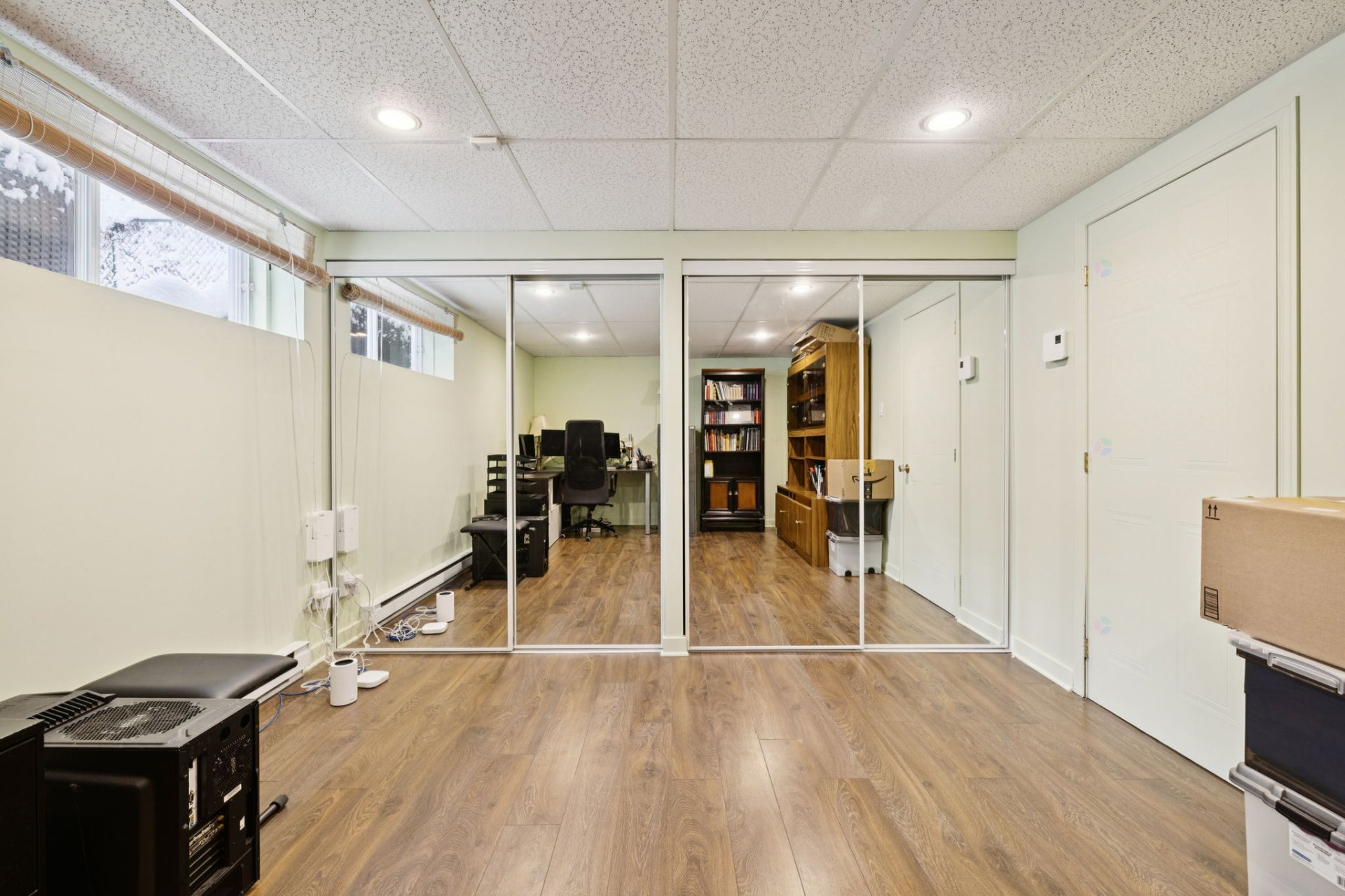 Laval (Sainte-Dorothée), QC H7Y 2C6, Canada, 3 Bedrooms Bedrooms, ,2 BathroomsBathrooms,Residential,Active,244933