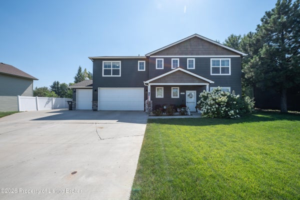711 28TH ST W, DICKINSON, ND 58601 - Image 23f4e77e05f67698ff9009fa27b658d6/2222074695