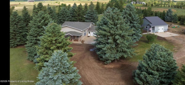 3251 104T AVE SW, DICKINSON, ND 58601 - Image 734edde52bd57b07089cba1ad2a3ca66/302742280