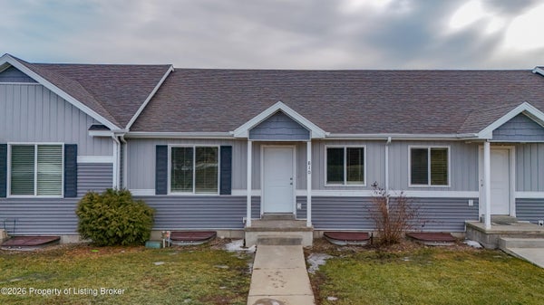 810 ADAMS DR, KILLDEER, ND 58640 - Image 88321bb7ea4a0af432fb2fa841cb9782/3599630338