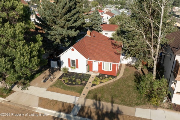 161 1ST AVE SE, DICKINSON, ND 58601 - Image bb186c14a7808e5243dfbd8043d3cfb7/74817066