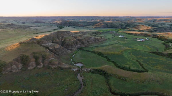 3100 BUFFALO GAP RD, MEDORA, ND 58645 - Image bdbac18e14faa3f6ce8fdde480440b48/3373311773