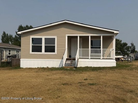 206 2ND ST SE, BELFIELD, ND 58622 - Image c2f9dd0a2fa1bda2f38a851608a8a404/1488769486