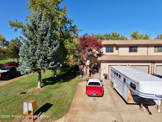 694 19TH ST W, DICKINSON, ND 58601 - Image c7574e8e8eb83d4cef8f04f21c45fe8a/1689278934
