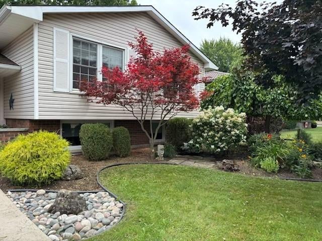 73 SUNSET Avenue