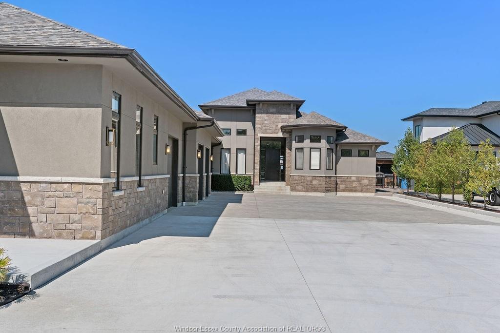 1014 LILYDALE