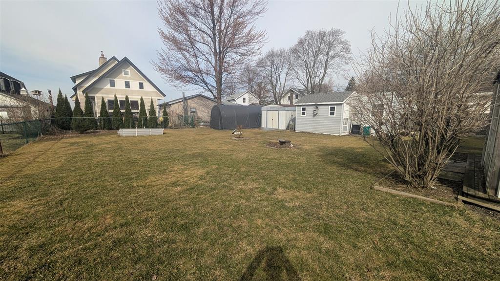 3505 ST CLAIR Parkway