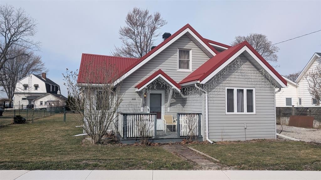 3505 ST CLAIR Parkway