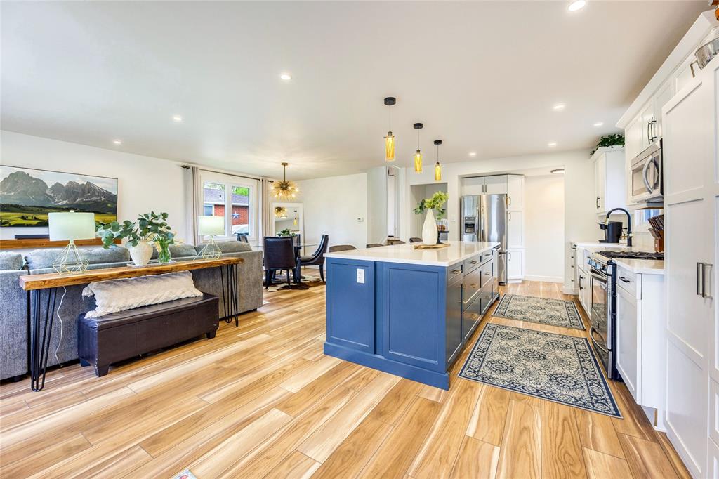 485 BENTINCK Drive