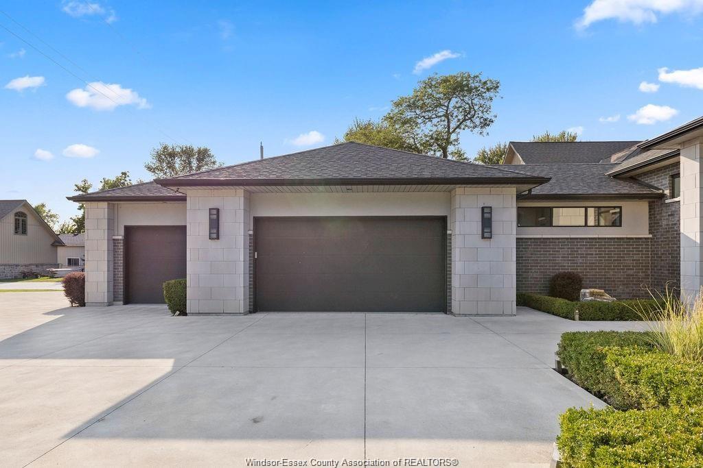 371 CHARRON BEACH