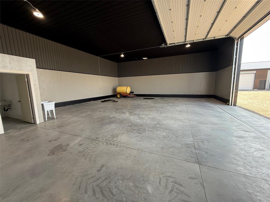 7925 INDUSTRIAL Drive 6