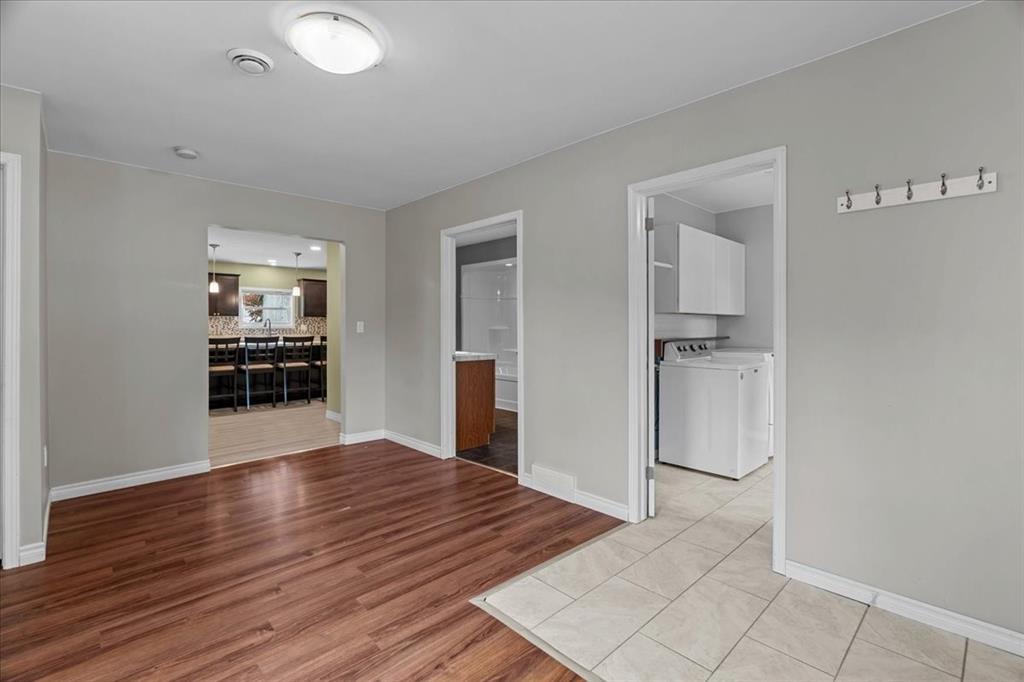 583 ST.CLAIR Street