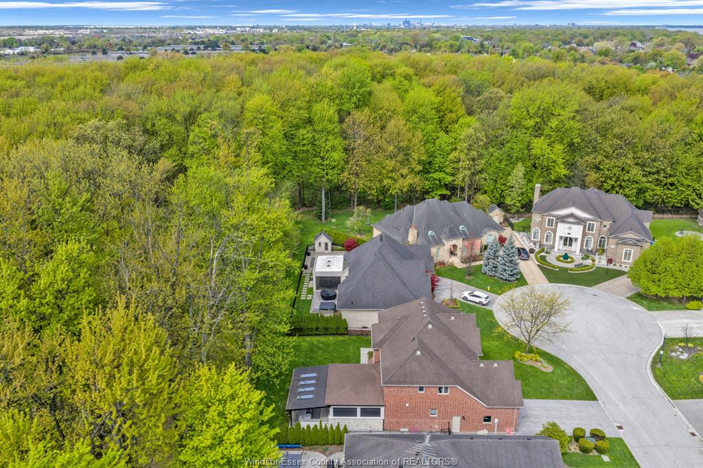 389 BEL AIR Circle