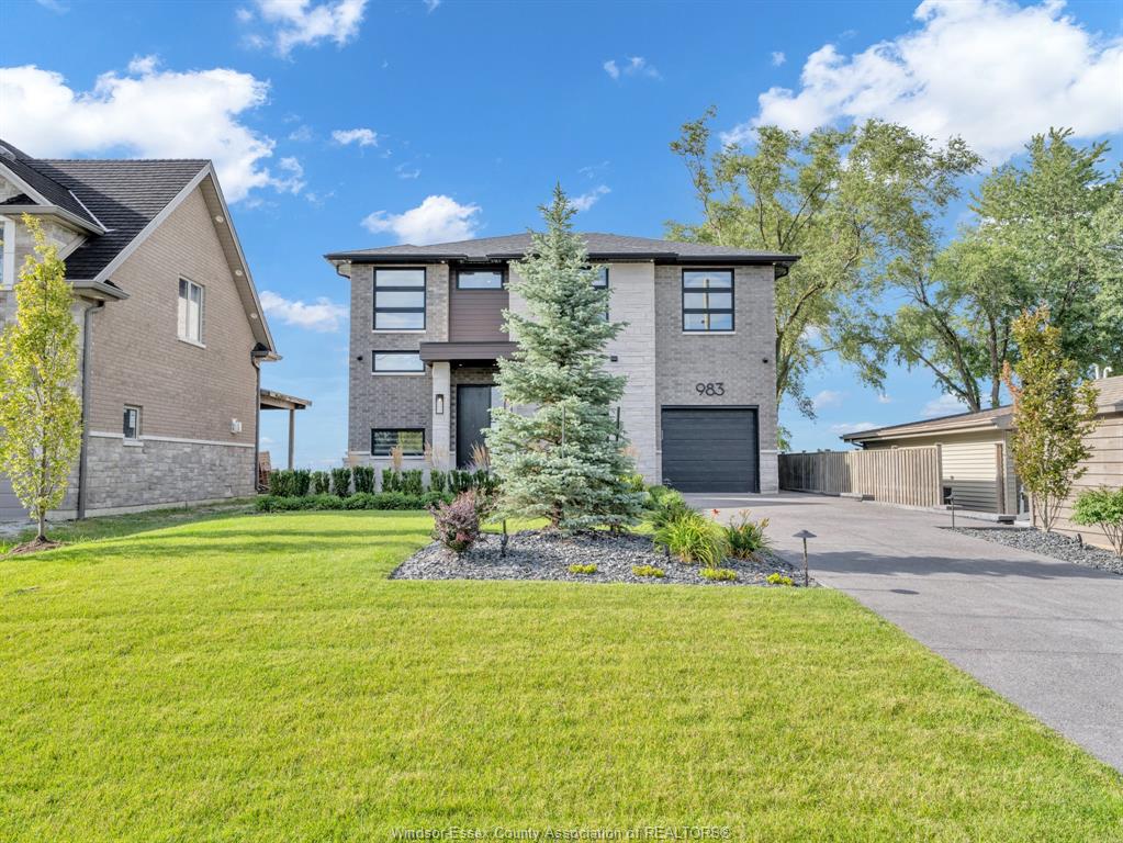 983 LAKESHORE PARK Road