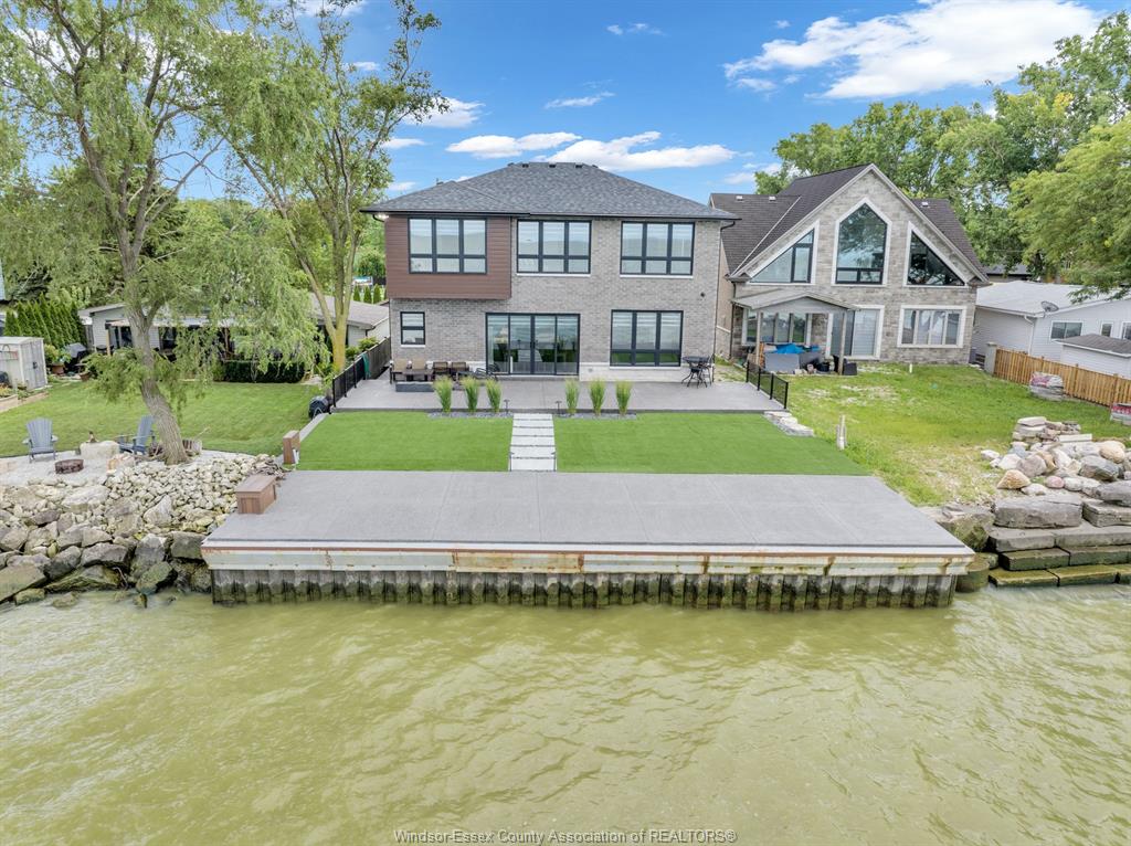 983 LAKESHORE PARK Road