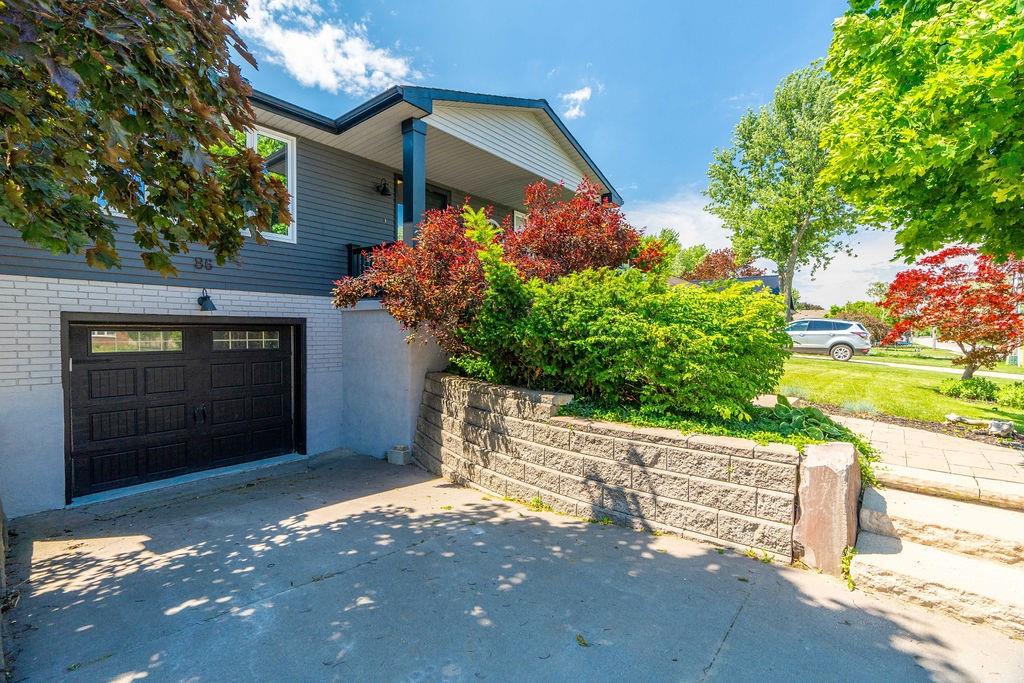 86 MACDONALD Street