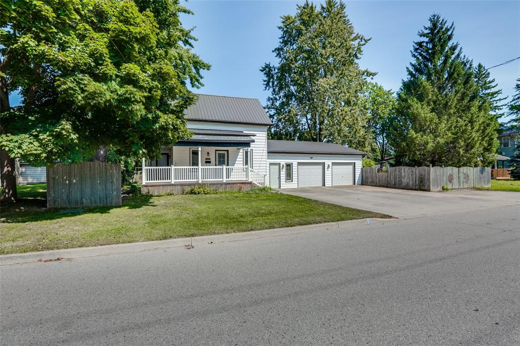 531 SIMCOE Street