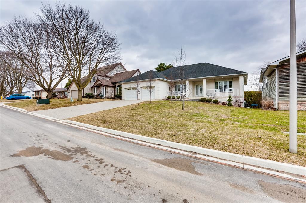 41 SUNSET Avenue