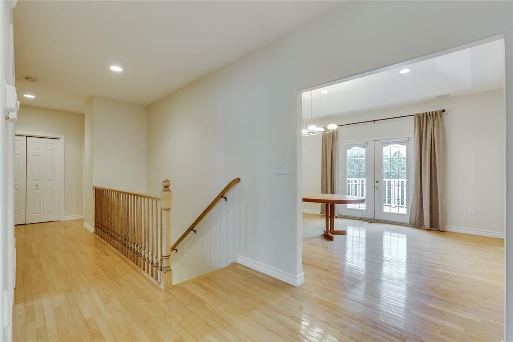 41 SUNSET Avenue