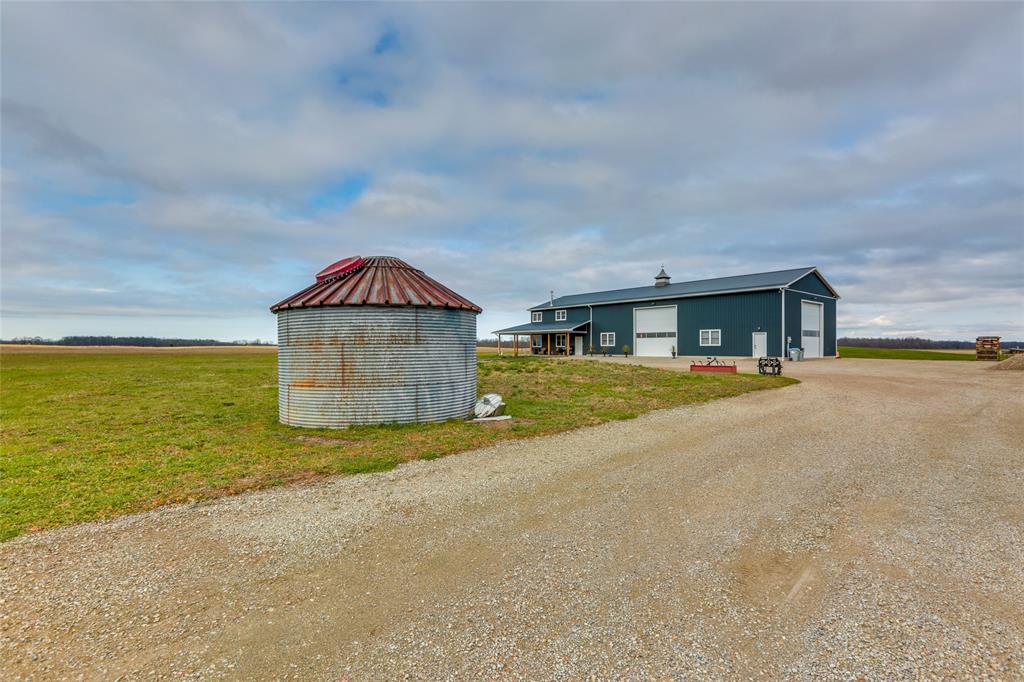 1575 DOBBYN Road