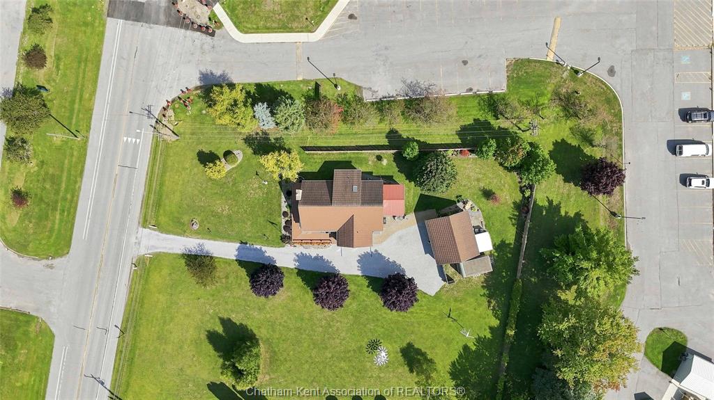 3932 St. Clair Parkway