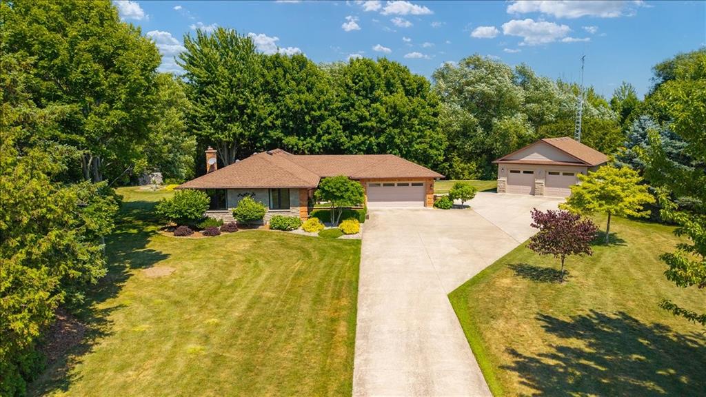 4350 BLUEPOINT Drive