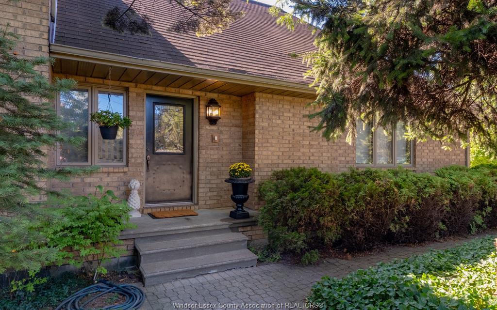 379 ELMGROVE Drive