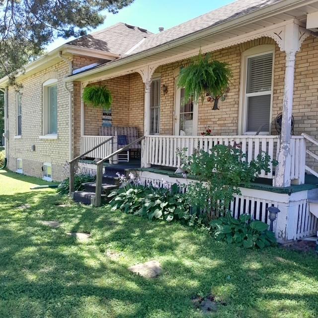 597 SIMCOE Street