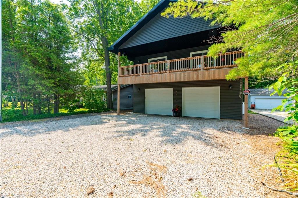 9904 LAKE Road
