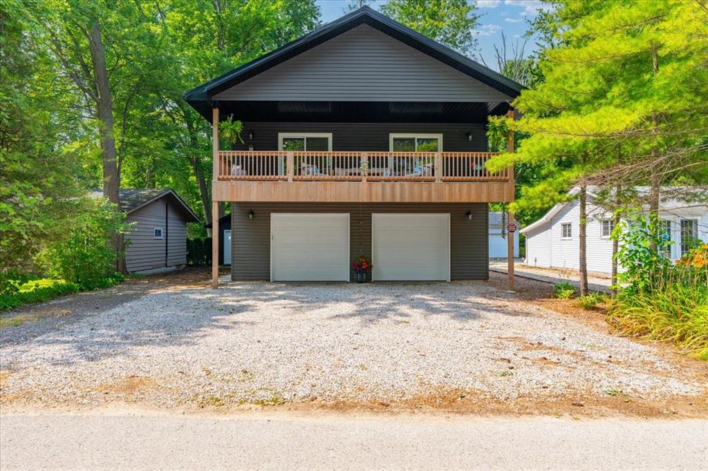 9904 LAKE Road