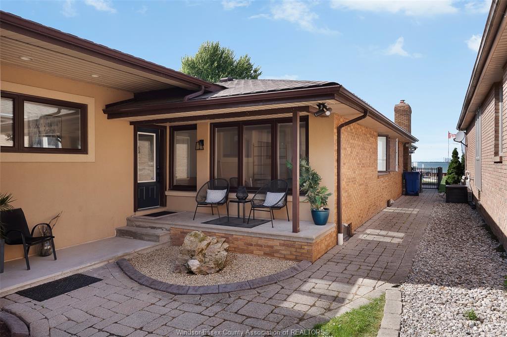 12862 RIVERSIDE
