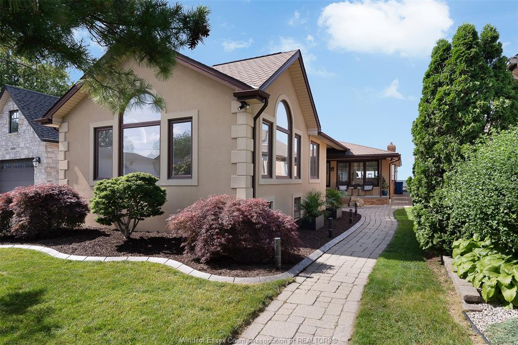 12862 RIVERSIDE