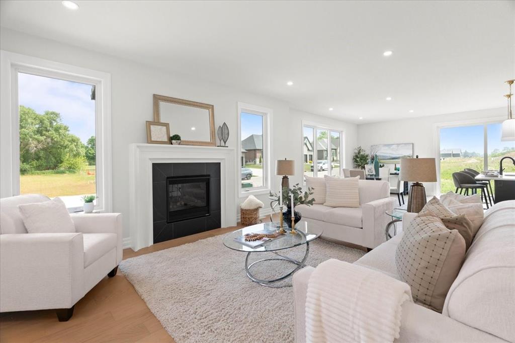 39 EAST GLEN Drive