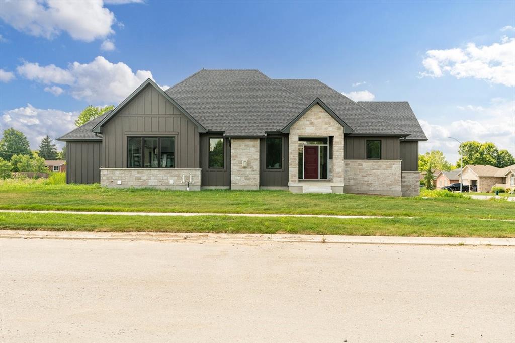 39 EAST GLEN Drive
