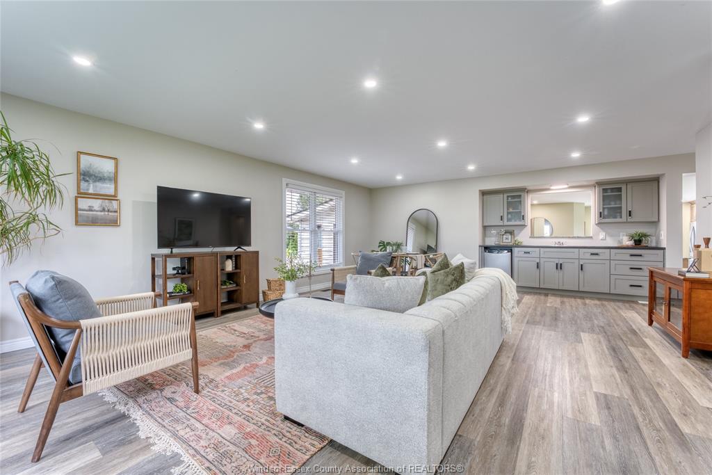 10236 COUNTY RD 11