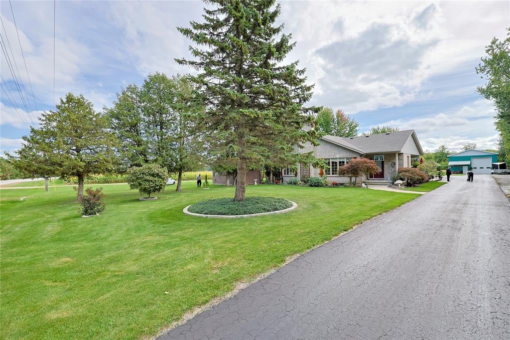 5121 Lakeshore Road