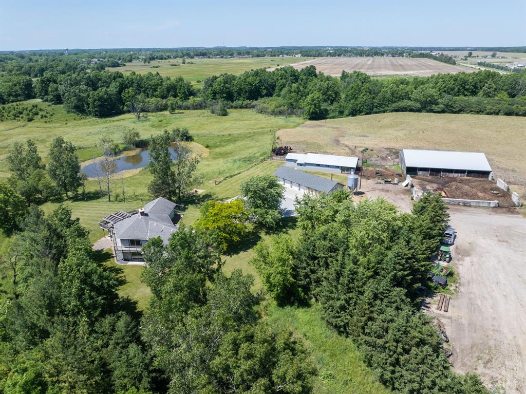 3977 OIL HERITAGE Road