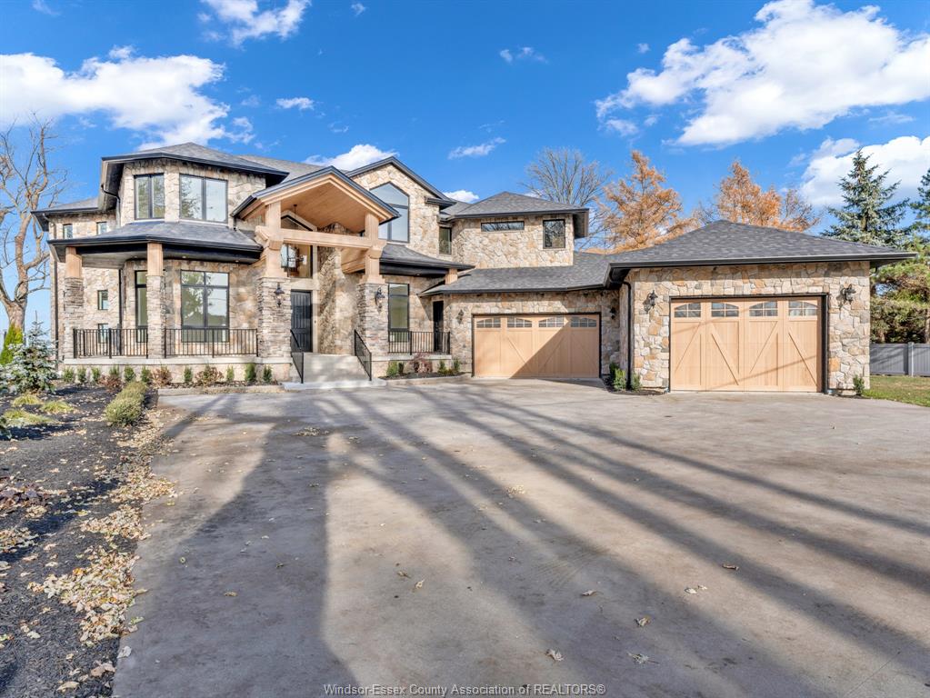720 OLD TECUMSEH Road East