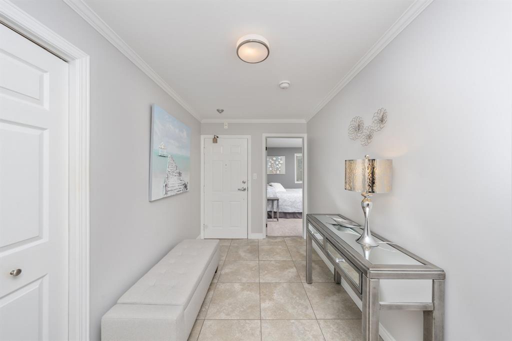 1520 Venetian Boulevard M201