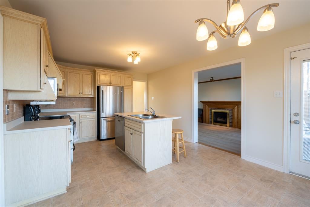 386 Brooktree Drive