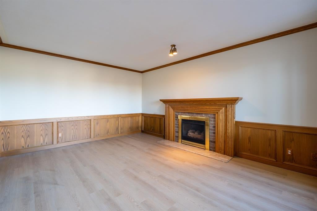 386 Brooktree Drive