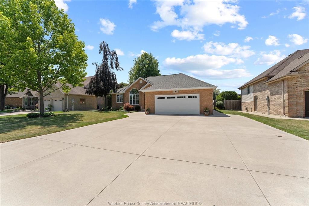 127 WINTERMUTE Avenue