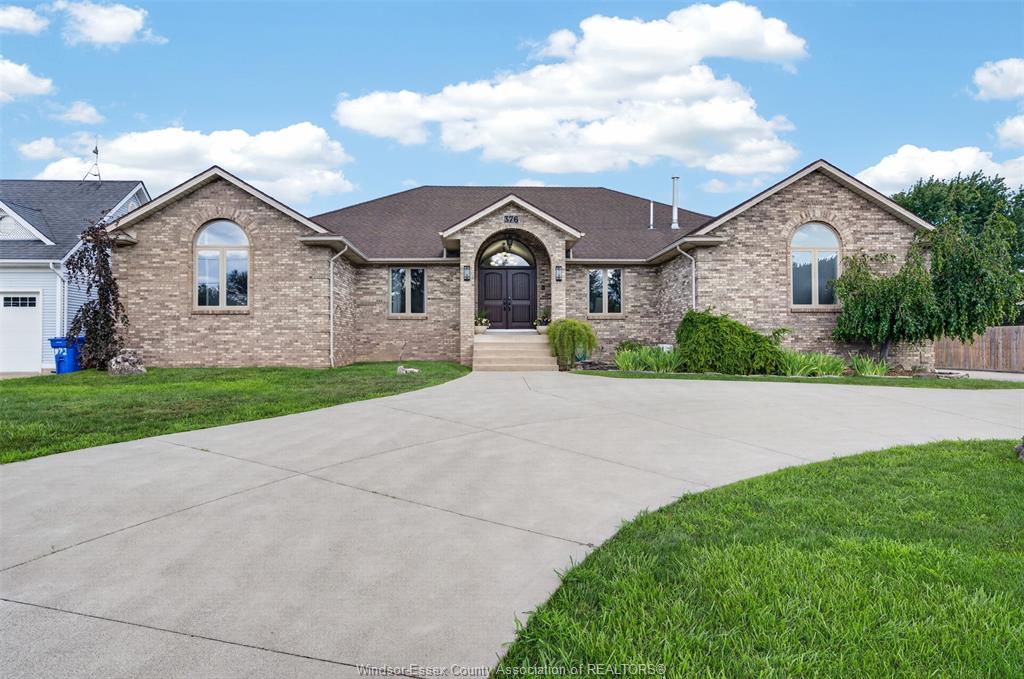 376 ELMSTEAD Road