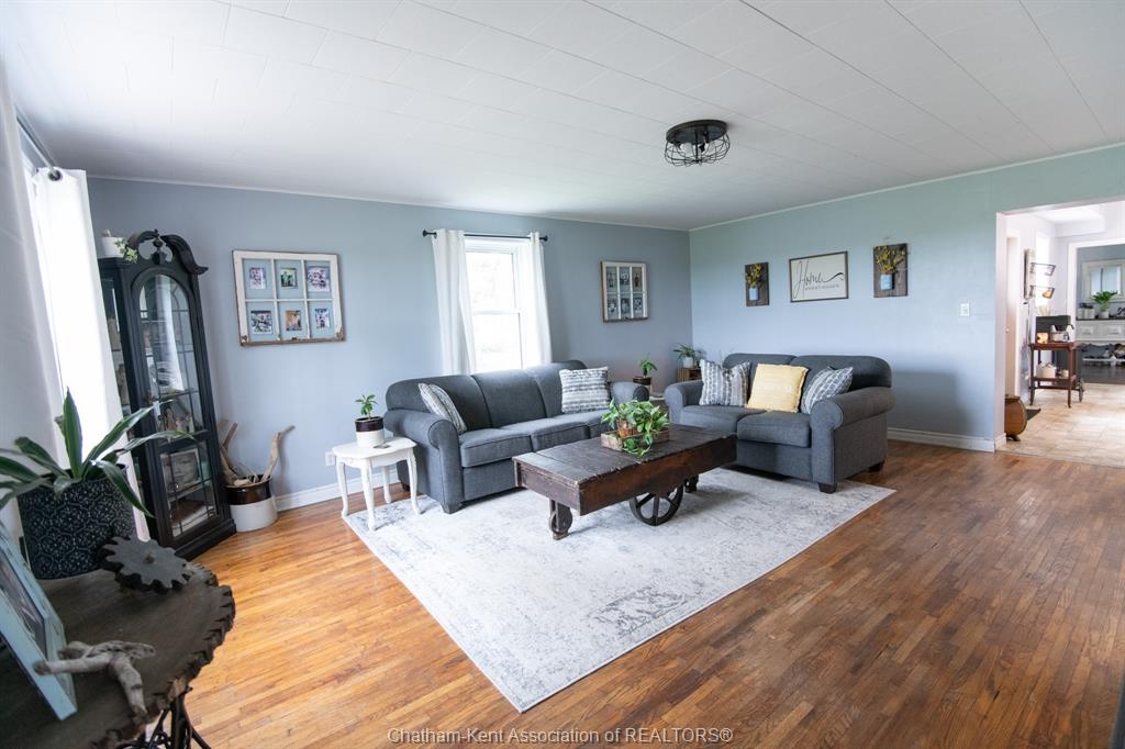 753 CUTHBERT Road