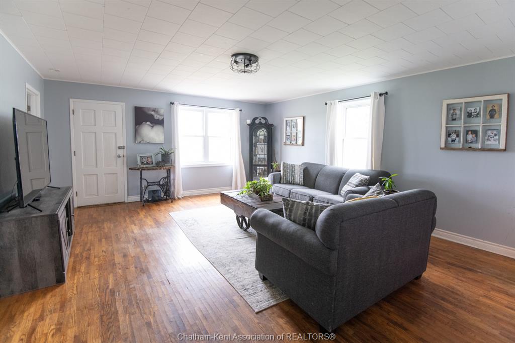 753 CUTHBERT Road