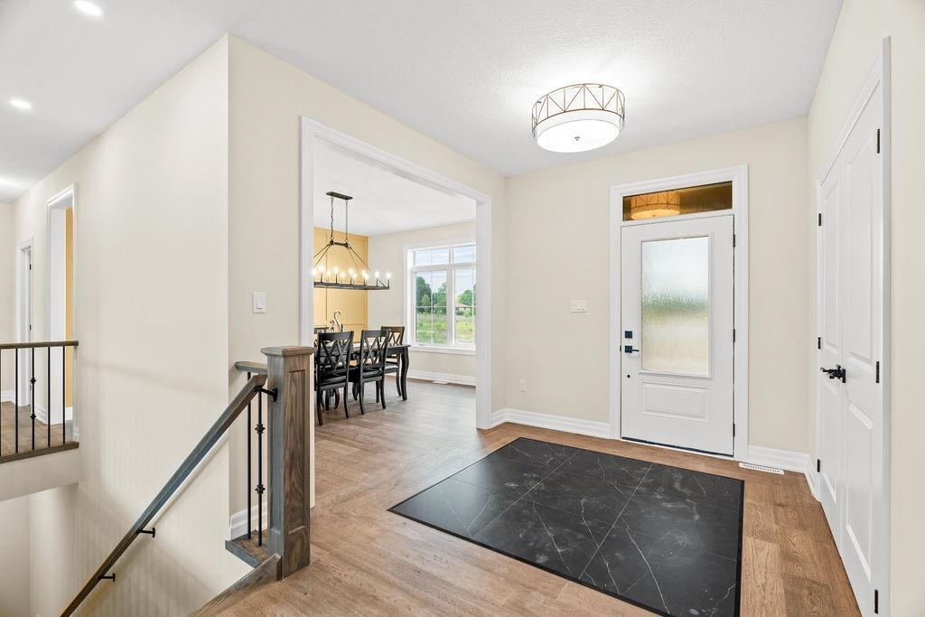 52 EAST GLEN Drive