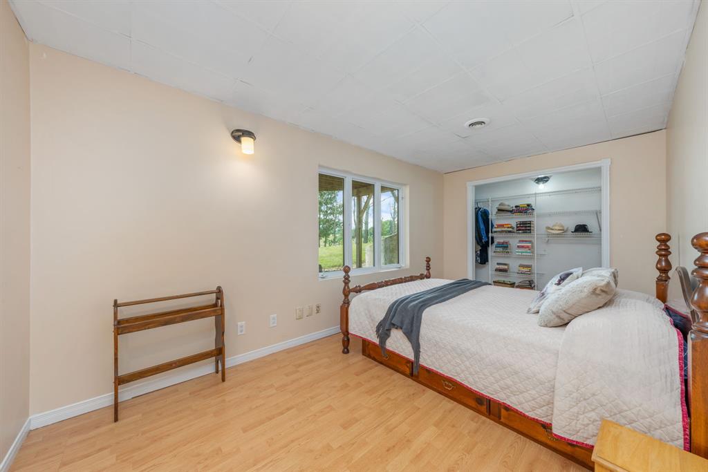 3977 OIL HERITAGE Road