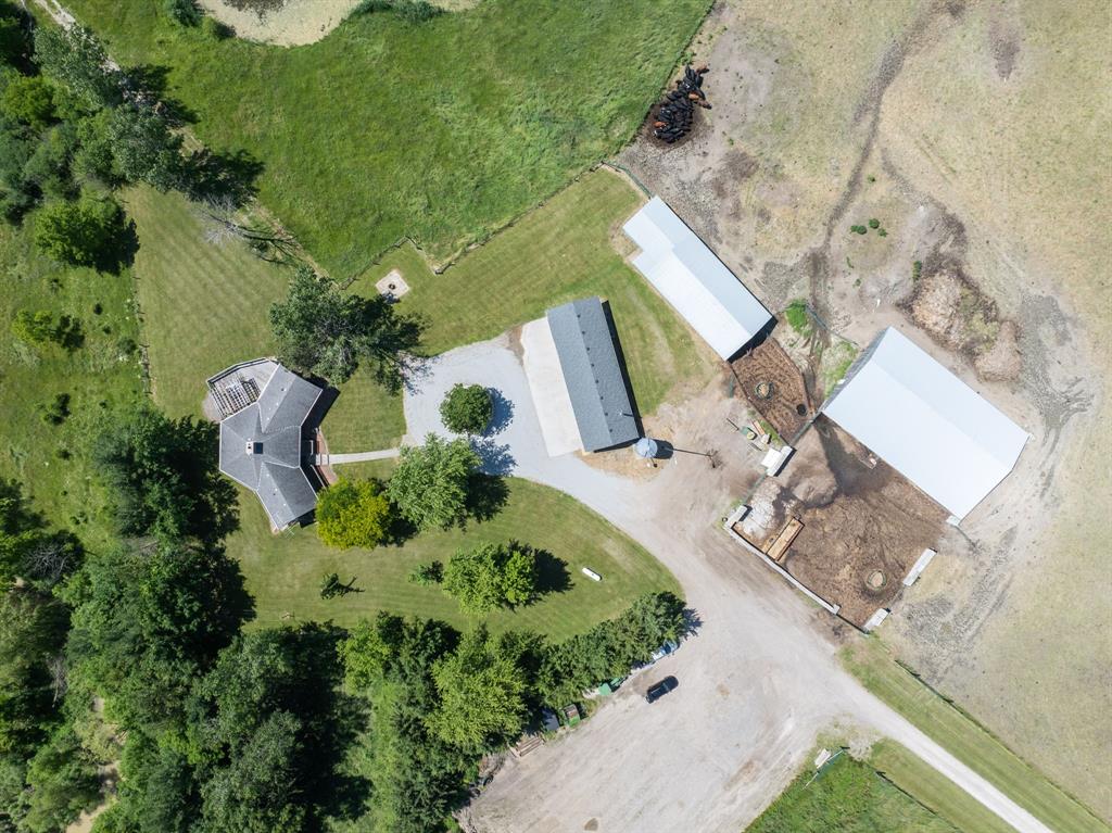 3977 OIL HERITAGE Road