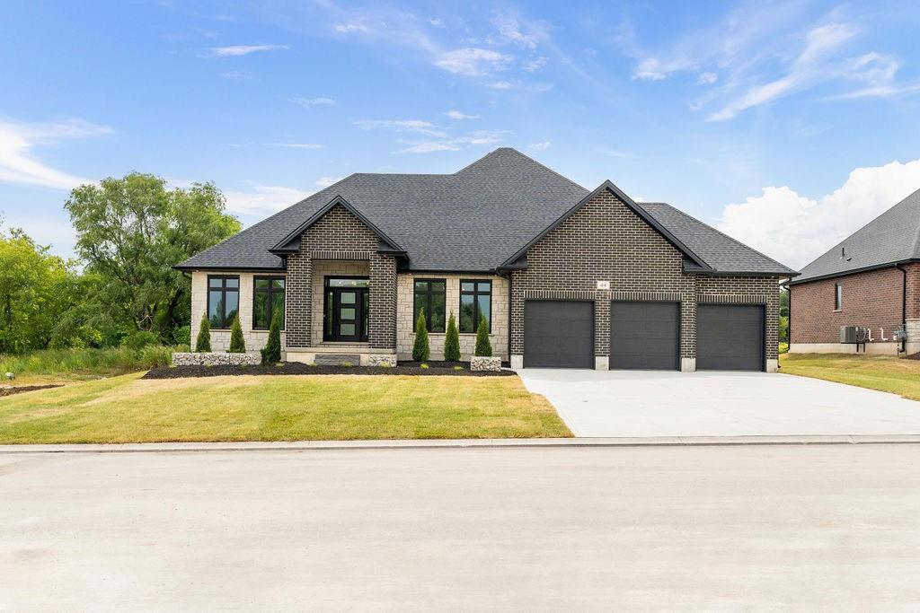 65 EAST GLEN Drive