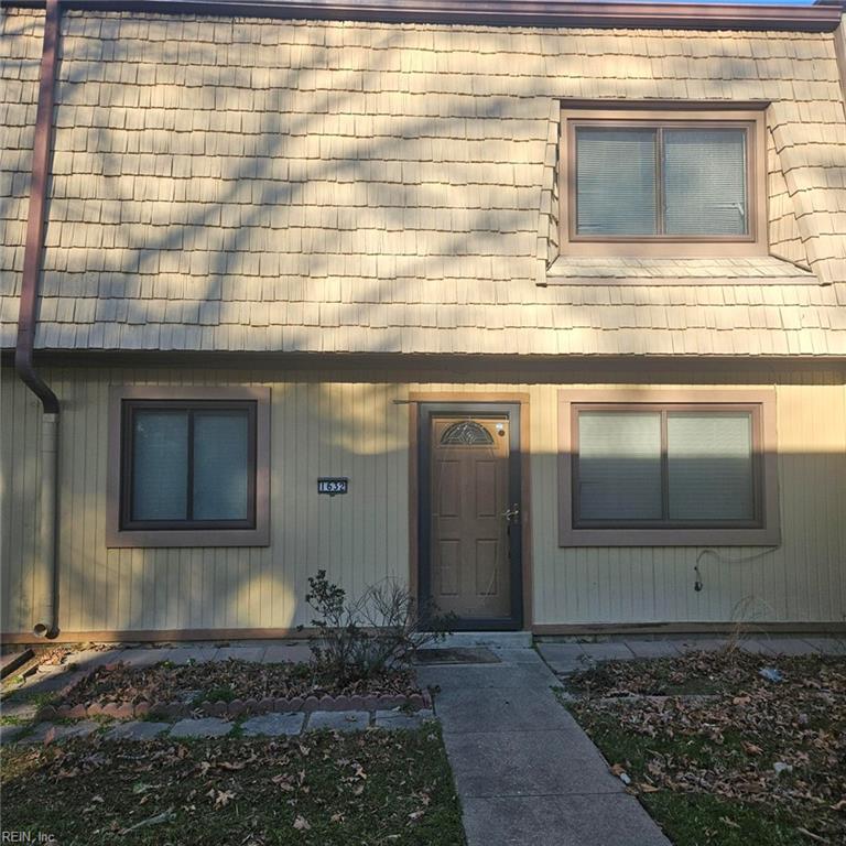 1632 Monterry PL